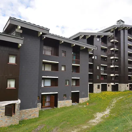 Cosy Avec Balcon Pour 4 Personnes Aux Menuires - Fr-1-452-137 *
