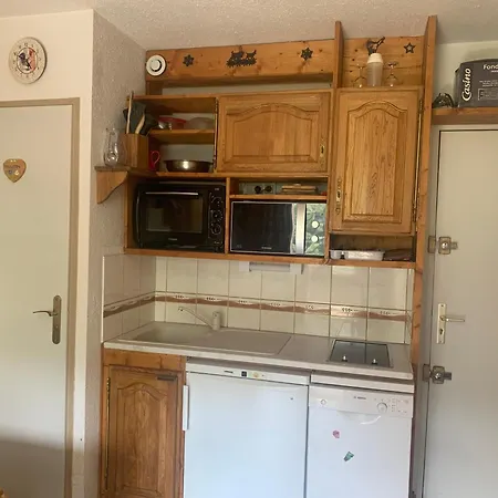 Cosy Avec Balcon Pour 4 Personnes Aux Menuires - Fr-1-452-137 Saint-Martin-de-Belleville
